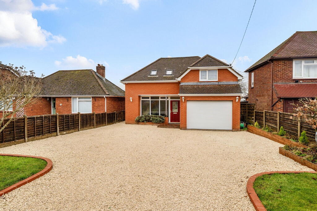 Main image of property: Park Avenue, Old Basing RG24 7HT