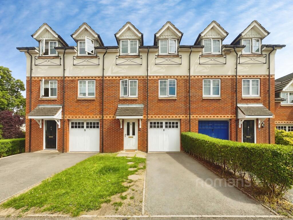 Main image of property: Egret Gardens, Aldershot, Hampshire