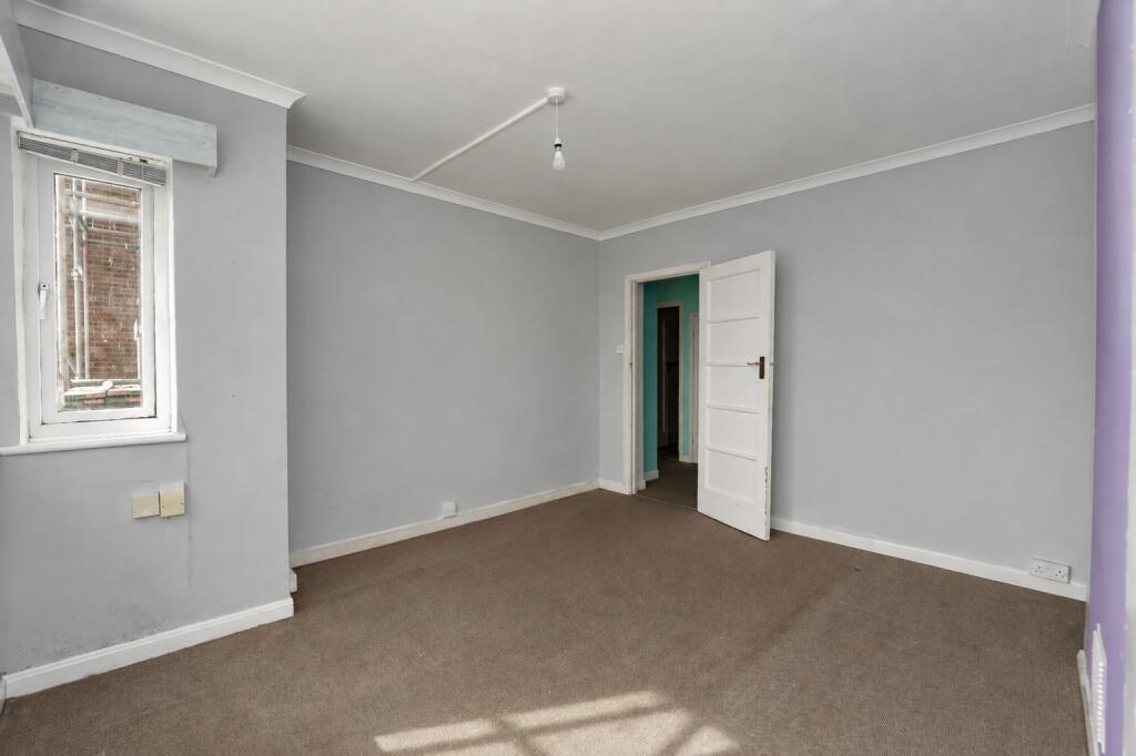 Apartment in Hove, West Blatchington - View 3