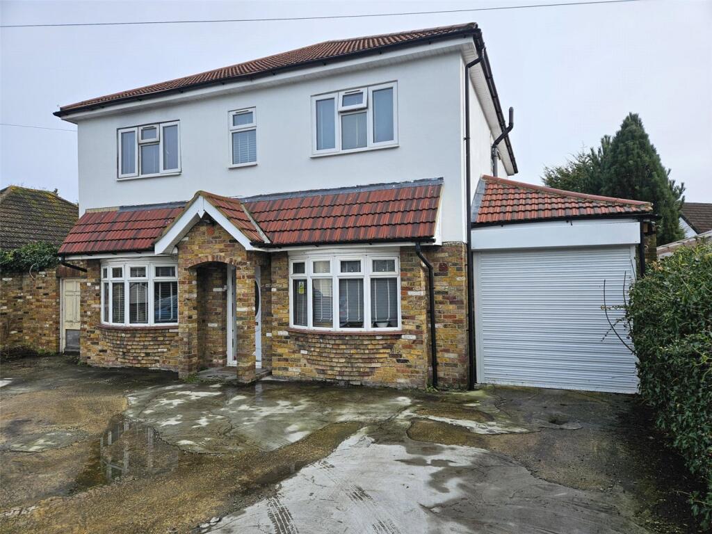 4-bed detached on Syke Cluan, Iver, Berkshire, SL0, £899,950