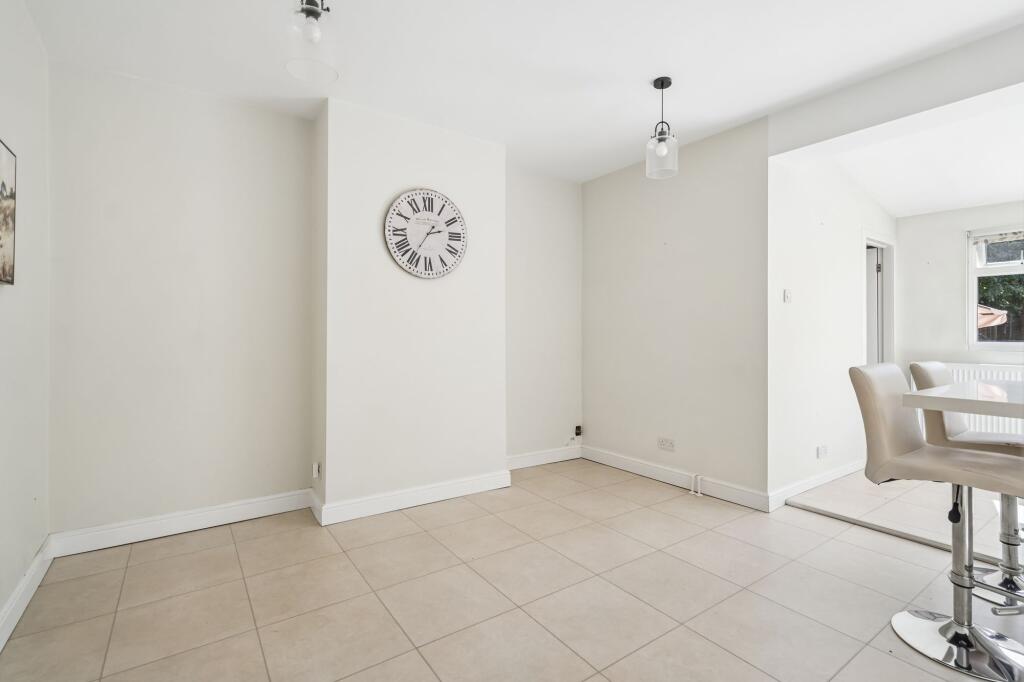 House in Watford - View 4