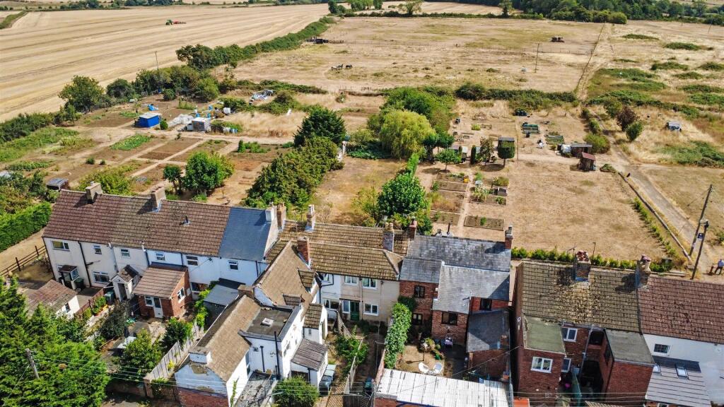 House in Northampton - View 2