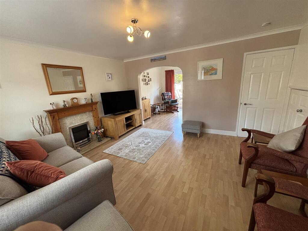 House in Blaby, Glenfields - View 5