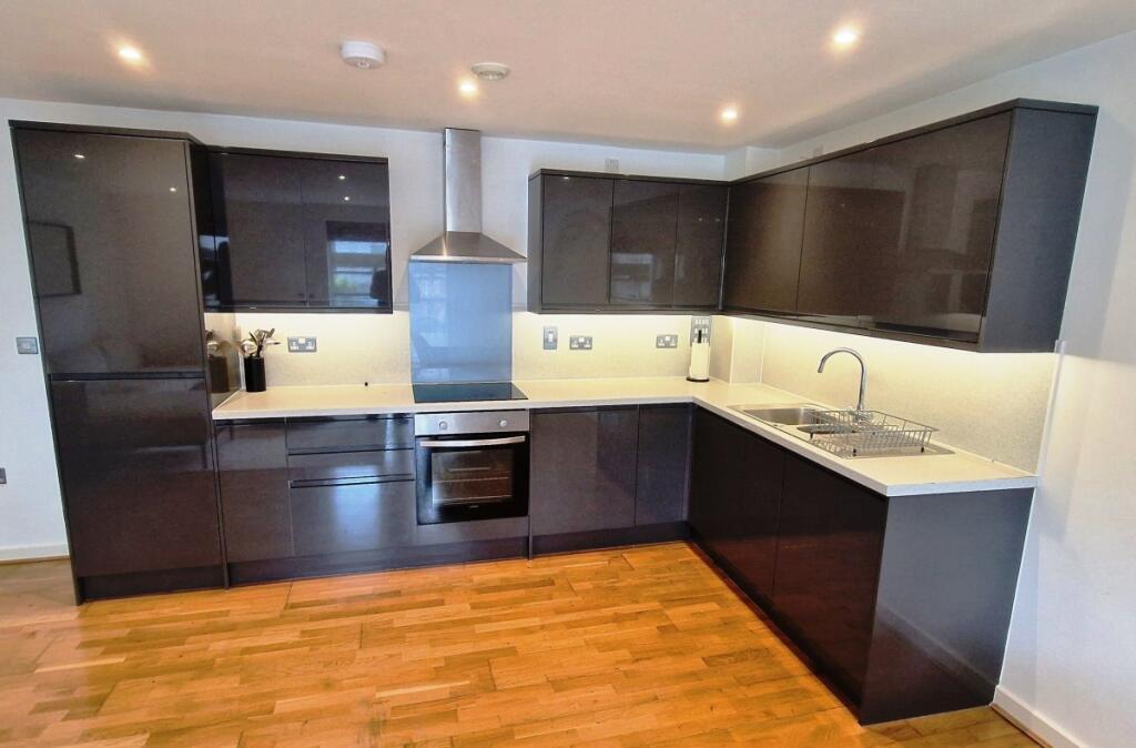 Apartment in Brighton - View 5