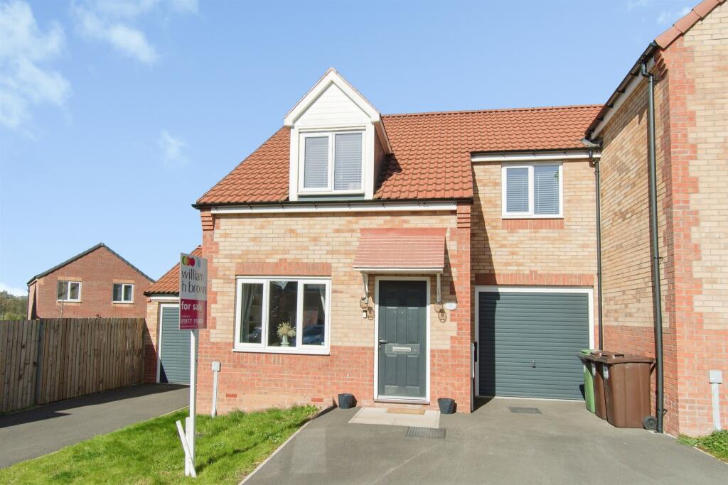 Main image of property: Oak Tree Way, KNOTTINGLEY