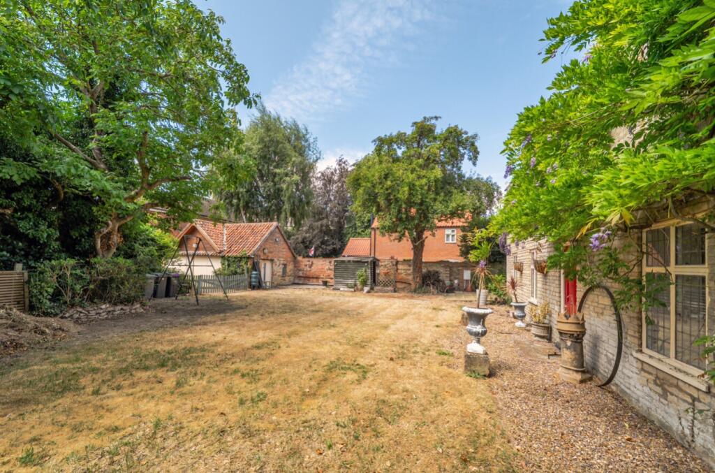House in North Kesteven, Heckington - View 4
