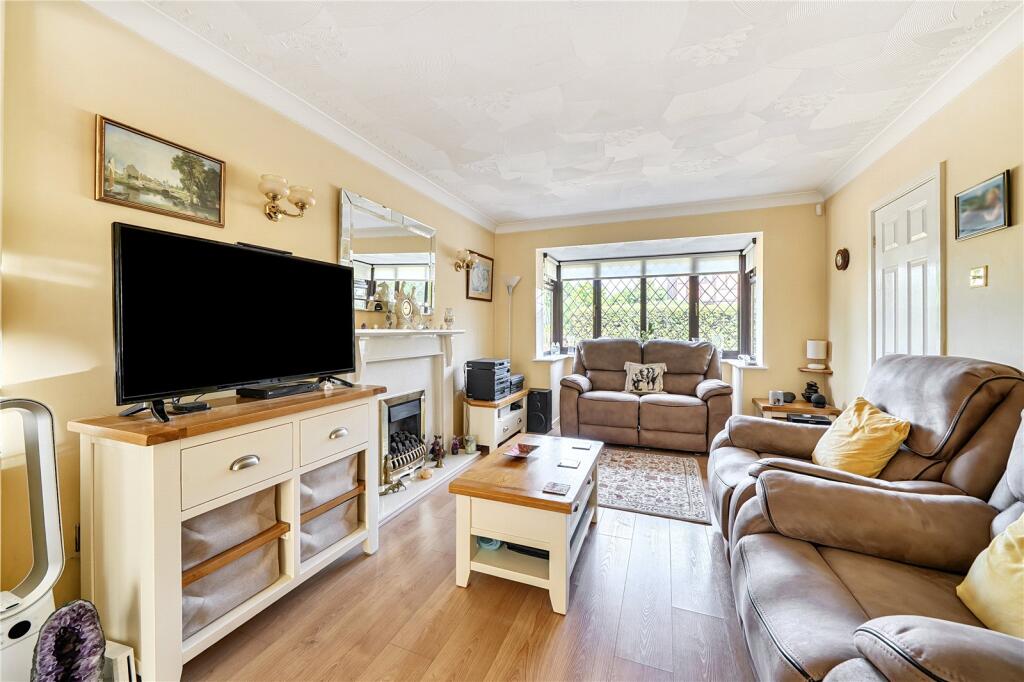 House in Tamworth, Stonydelph - View 4