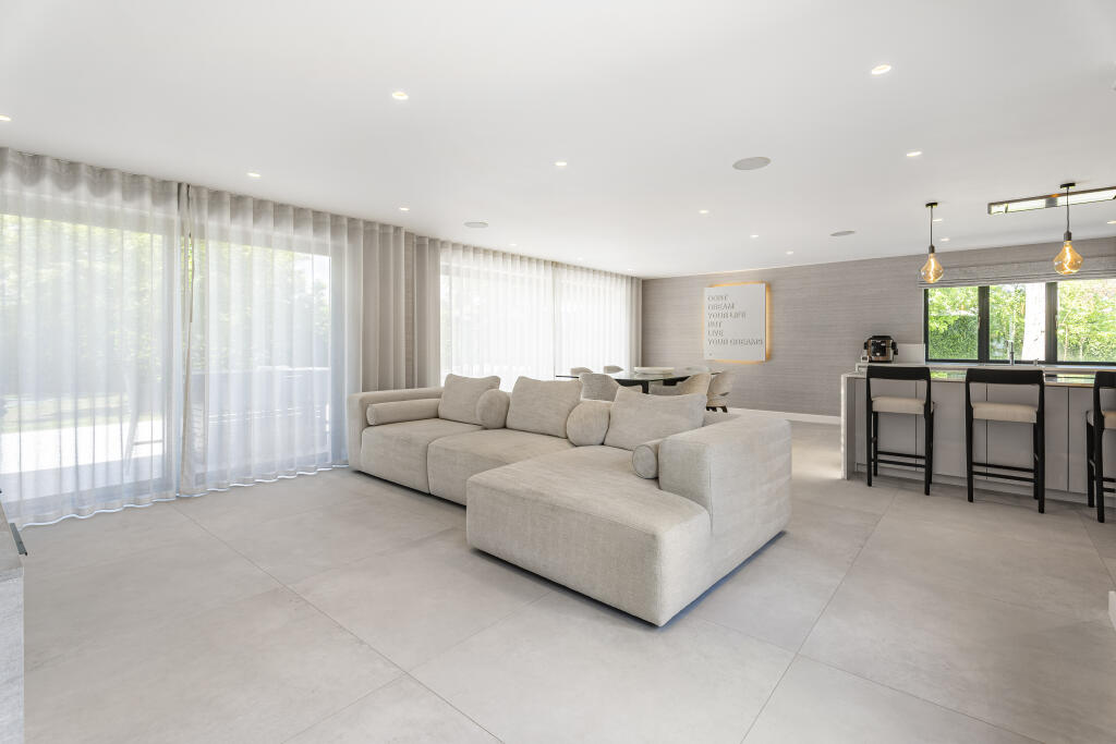 Additional image 6 of Orchard Road, Tewin, Welwyn, AL6