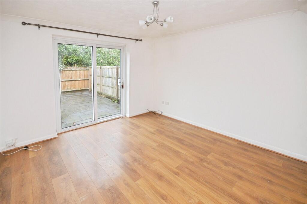 12, Blacksmith Way, High Wych, Sawbridgeworth, Hertfordshire, CM21 photo 4
