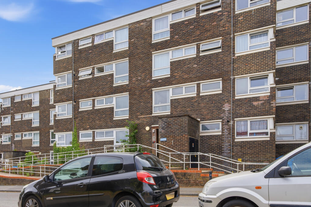 Main image of property: Shawbridge, Harlow, CM19