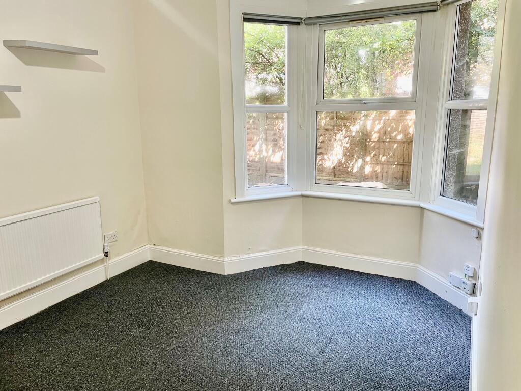 Main image of property: Ceylon Road, Westcliff-on-sea, Southend-on-sea
