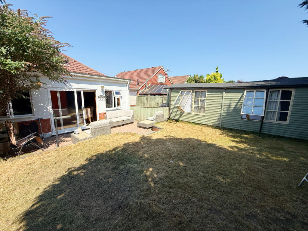 Middle Road, Bournemouth, BH10 5 - View 4