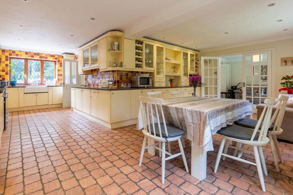 Glynleigh Road, Hankham, BN24 photo 4