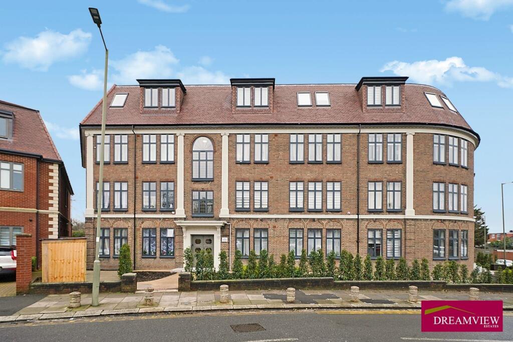 Main image of property: Holmbush Court, Brent Street, Hendon,NW4 2NS