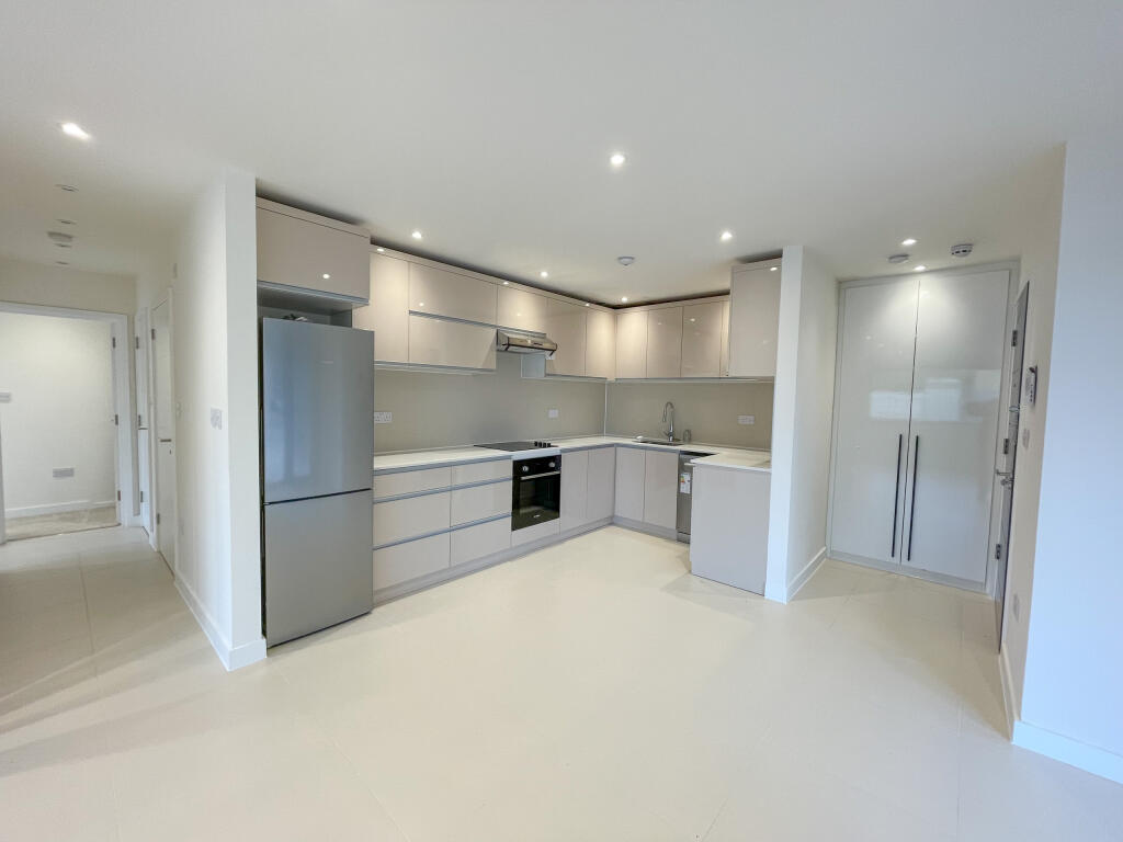 Apartment in West Suffolk, Studlands Park, Newmarket - View 5