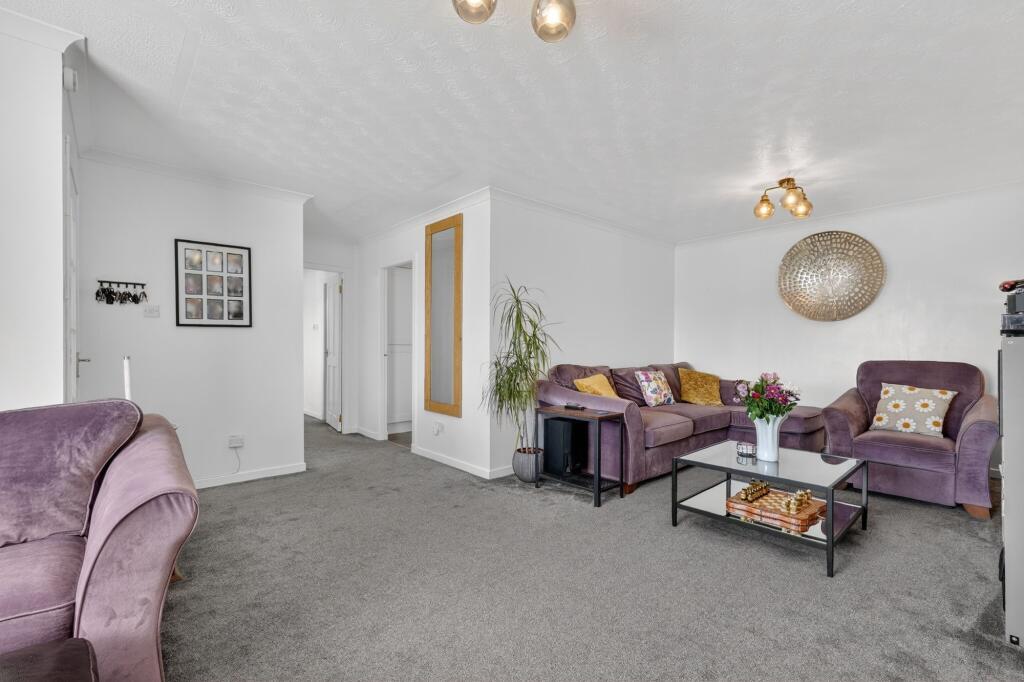 81 Garvine Road, Coylton, KA6 6NZ photo 4