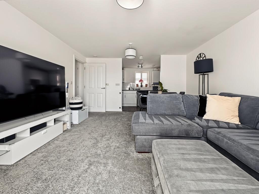 Apartment in Brighton - View 3