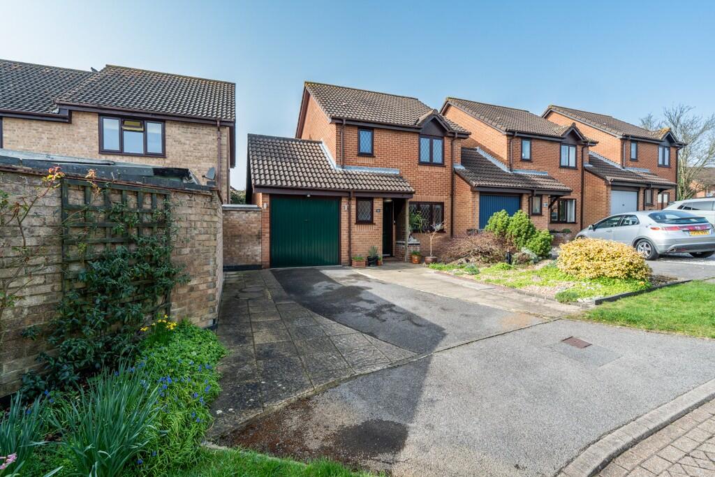 Main image of property: Argosy Close, Warsash, SO31