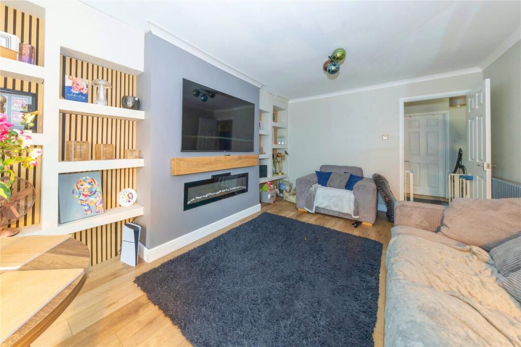 House in Milton Keynes, Bolbeck Park, Great Linford - View 5