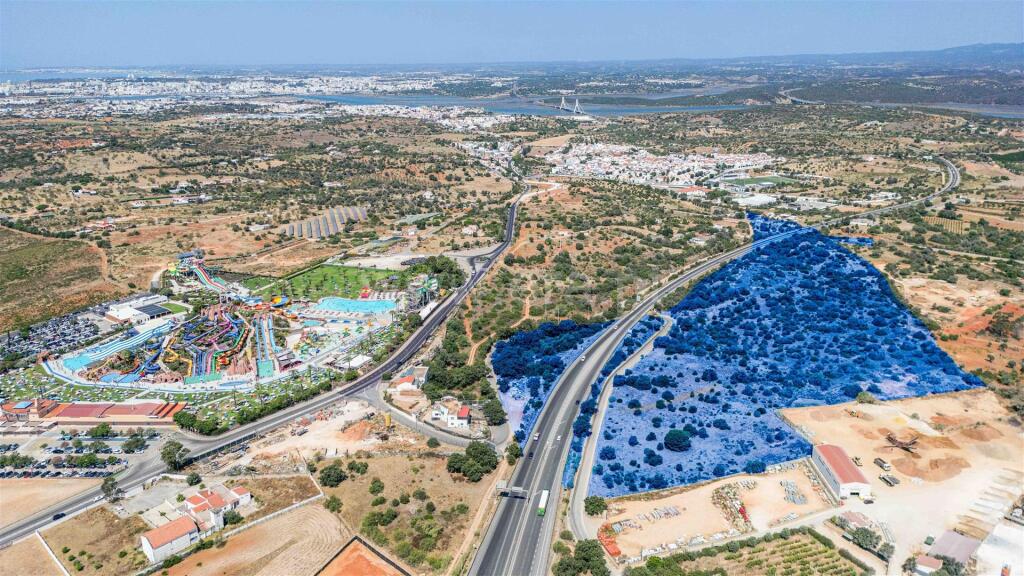 Main image of property: Algarve, Lagoa