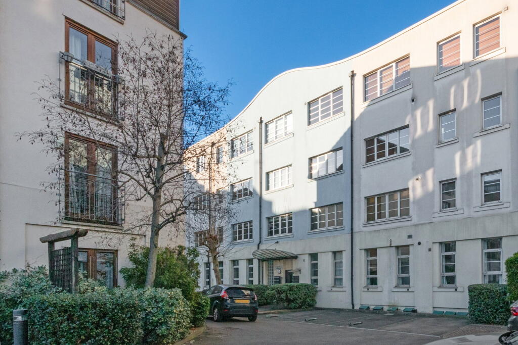 Apartment in London - View 2