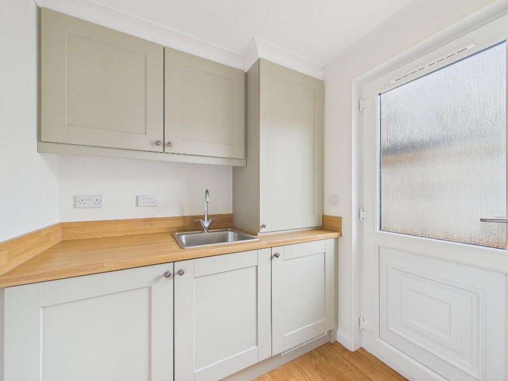Woodland Park, Pontypool, Torfaen, NP4 6UP photo 2