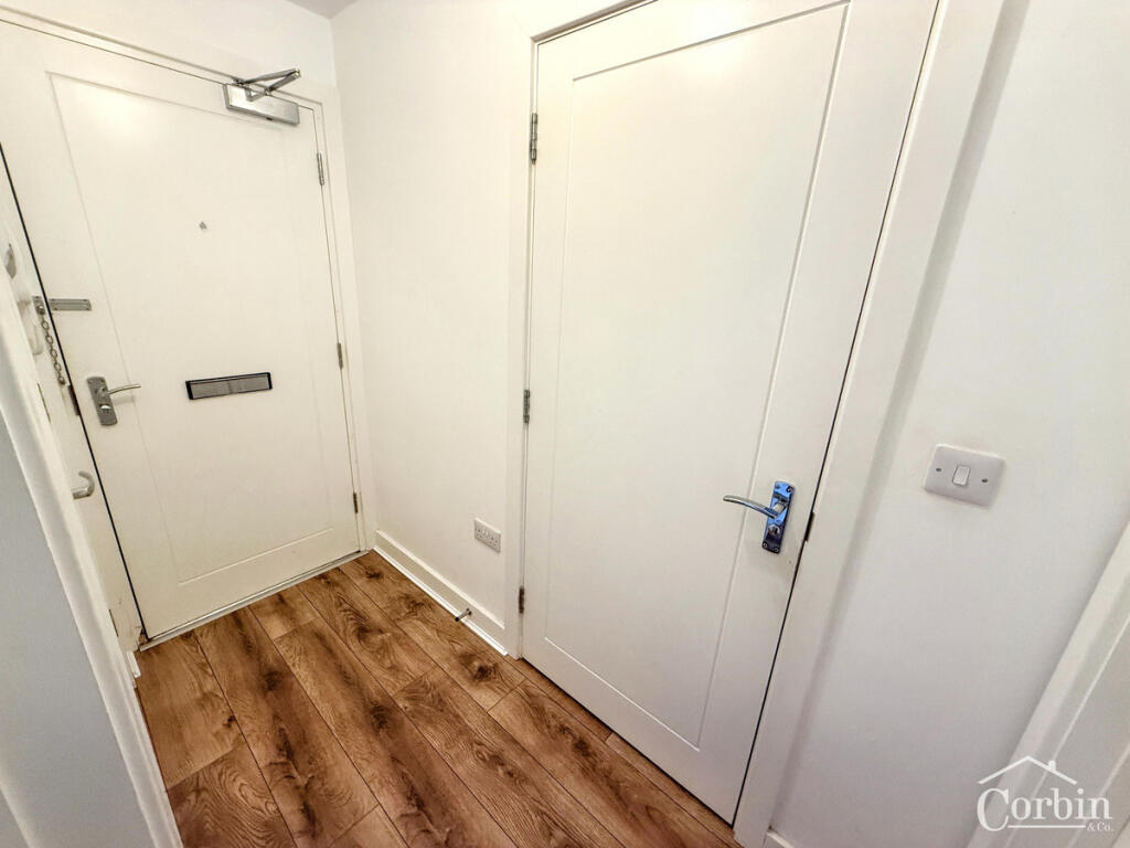 Apartment in Bournemouth - More