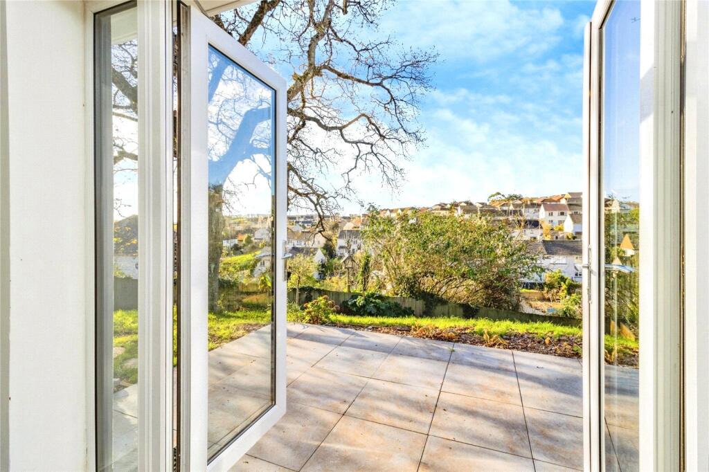 House in Paignton, Foxhole - View 2