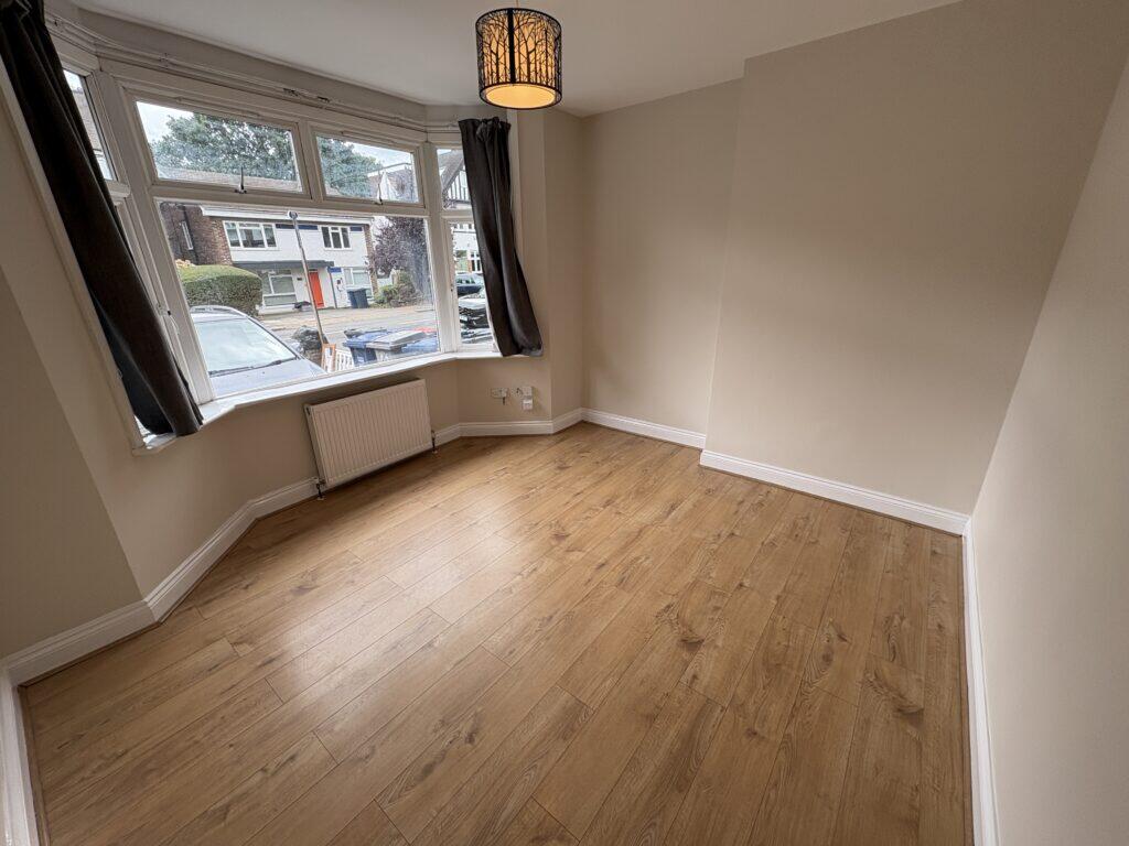 Main image of property: 1 Bedroom Ground Floor Garden Flat, Holdenhurst Avenue, London, N12