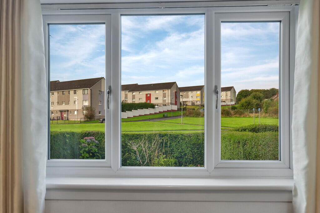 House in Paisley, Renfrewshire - More