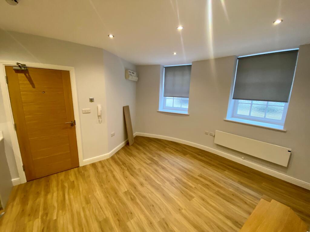 Apartment in Nottingham, Hockley, The Park - View 5