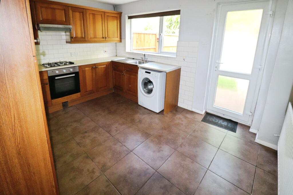 Attleborough Road, Nuneaton, CV11 photo 5