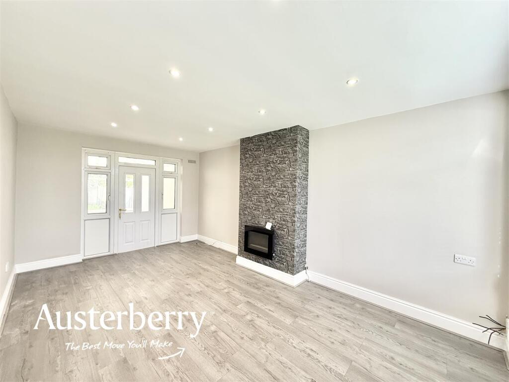 House in Stoke-on-Trent - View 5