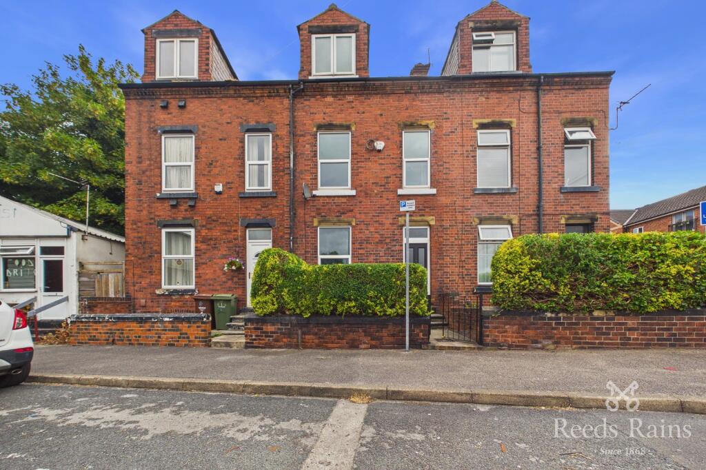 Main image of property: Holmfield Lane, Wakefield, West Yorkshire, WF2