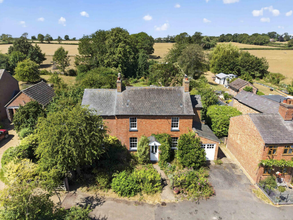 Main image of property: The Green, Broadwell, Rugby Warwickshire CV23 8HD