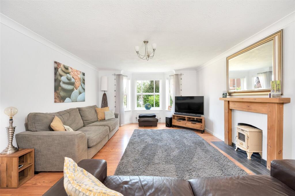 Glebeland Close, Thrussington, Leicester photo 2