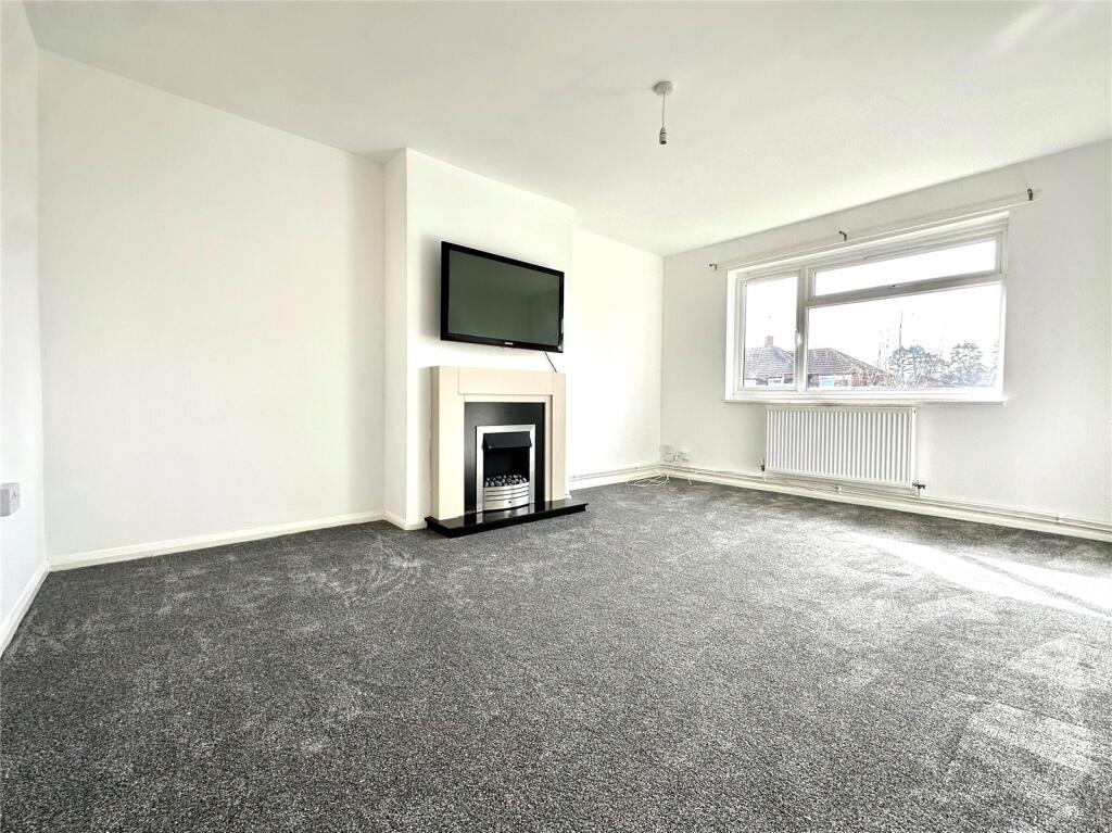 Coronation Road, Wroughton, Wiltshire, SN4 photo 3