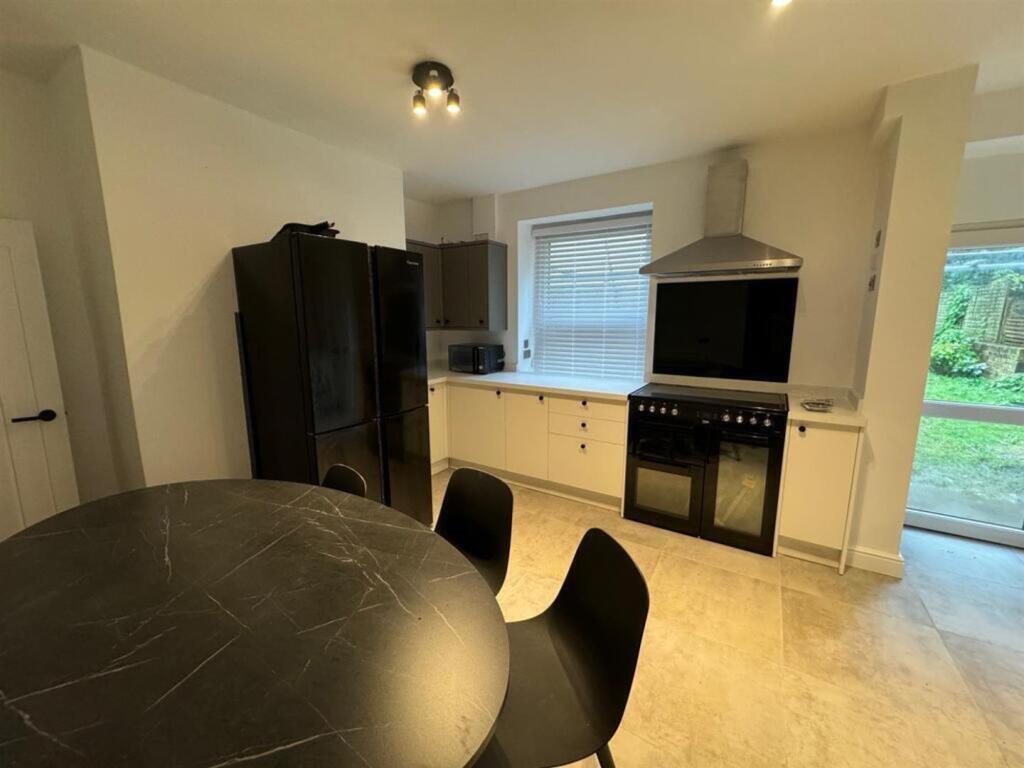 1 bedroom semi-detached house for rent