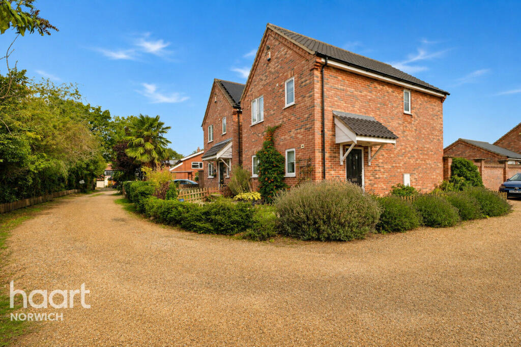 Main image of property: The Loke, Norwich