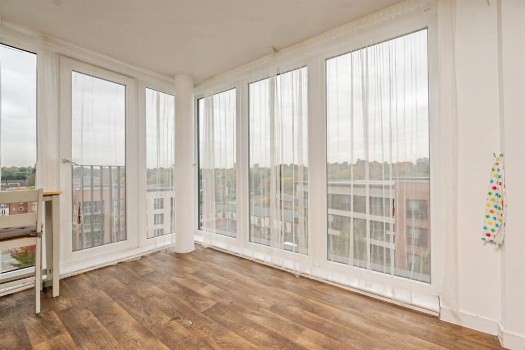 Bell Barn Road, Birmingham photo 2