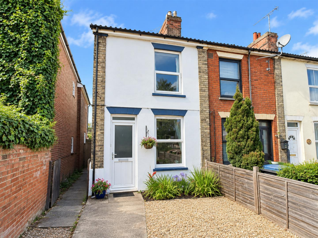 House in Ipswich, Castle Hill - View 2