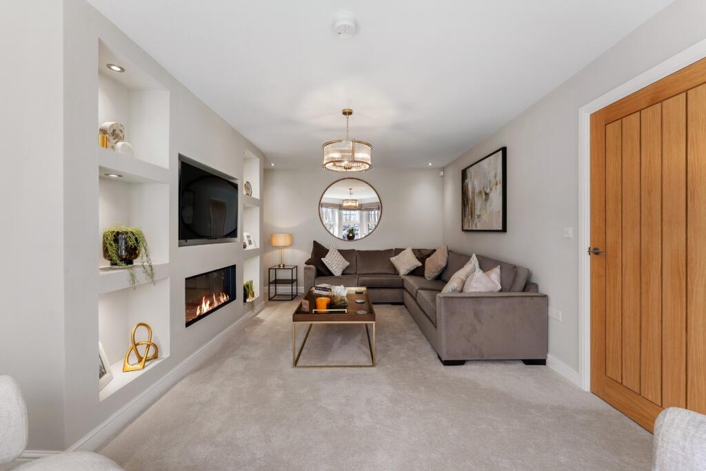House in Bolton, Greater Manchester - More
