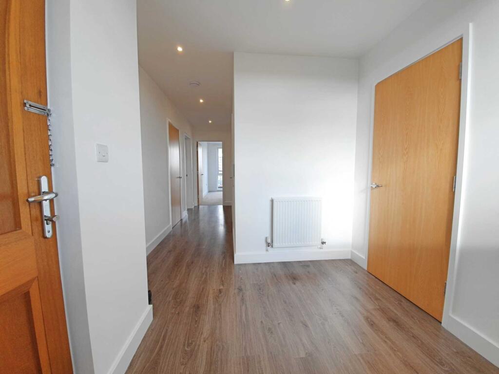 Apartment in Ipswich - More