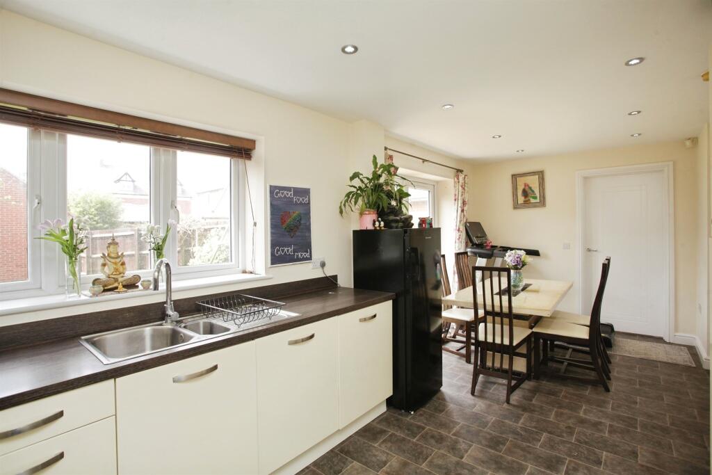 House in Rugby, Cawston - View 4