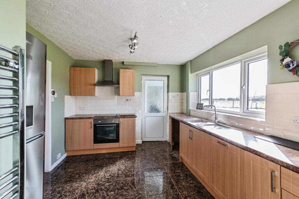 House in Preston - View 3