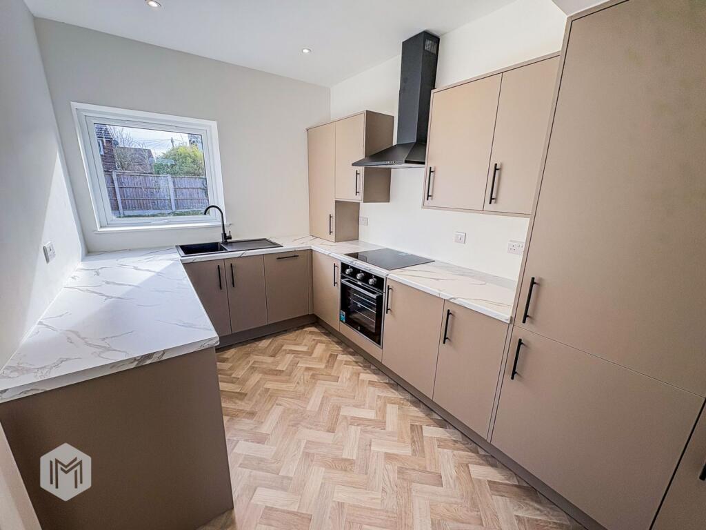 Broadhurst Avenue, Culcheth, WA3 photo 3