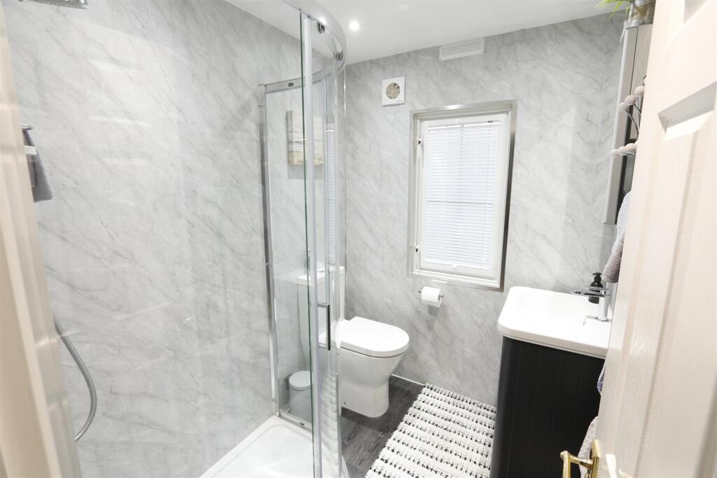 New Road, Clifton, Shefford - View 5