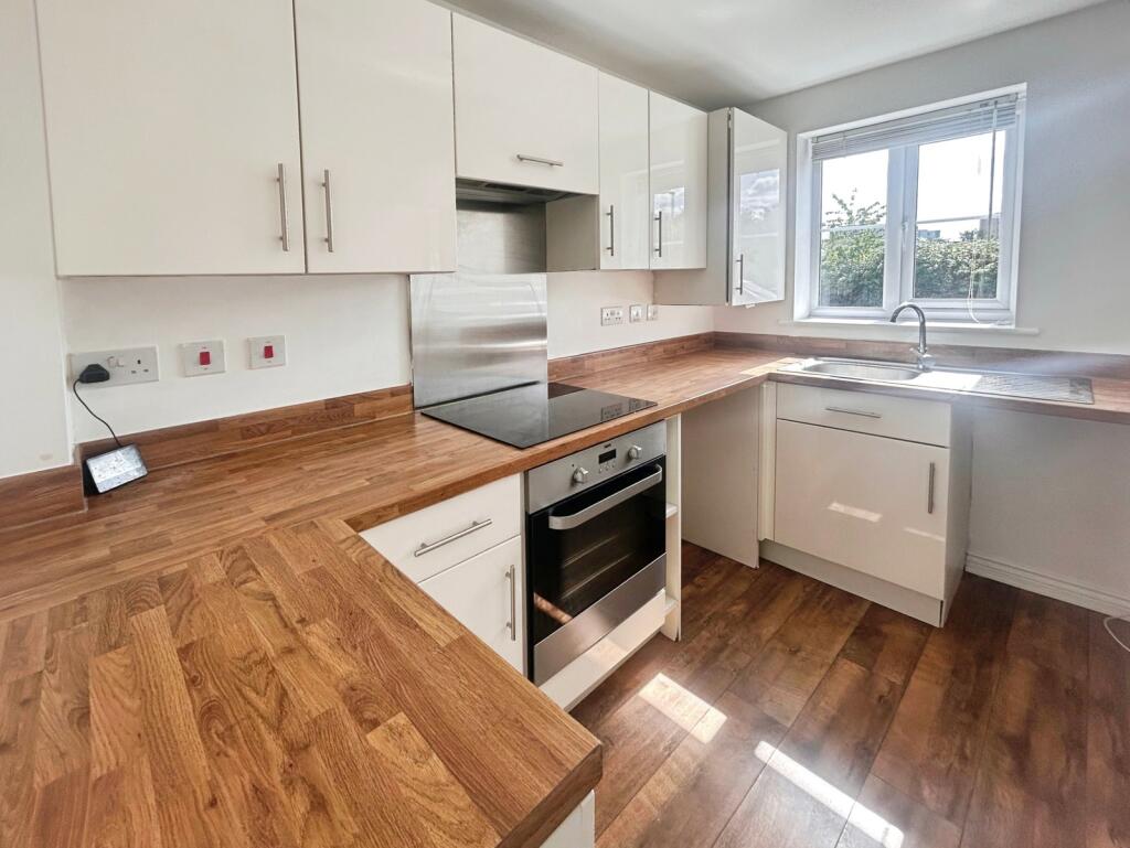 House in Wolverhampton, West Midlands - View 5