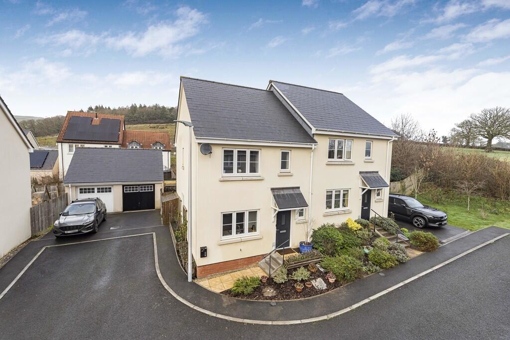 Main image of property: Aggett Grove, Bovey Tracey