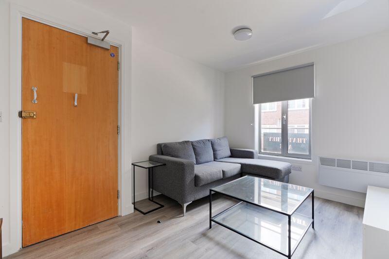 Apartment in Sheffield, Moorhead, City Centre - More